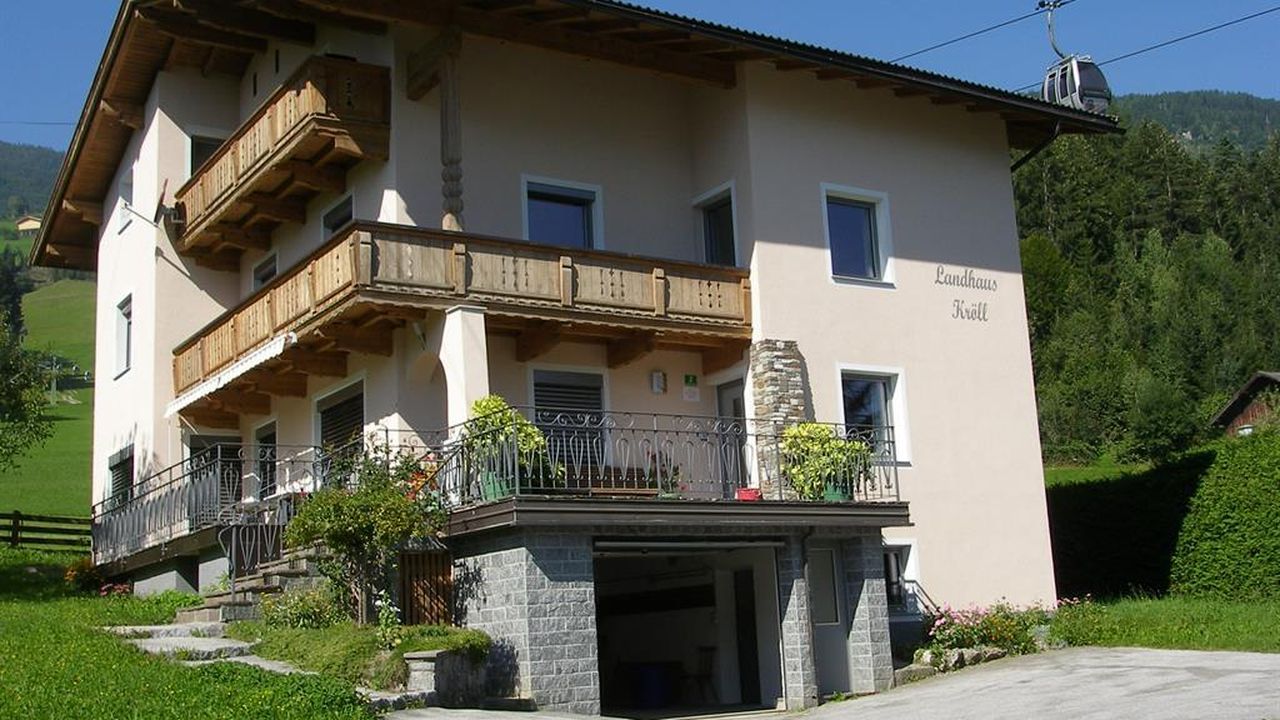Zillertal-Fügenberg-Landhaus-Kröll-Gästehaus-Somme Zillertal-Fügenberg-Landhaus-Kröll-Gästehaus-Somme